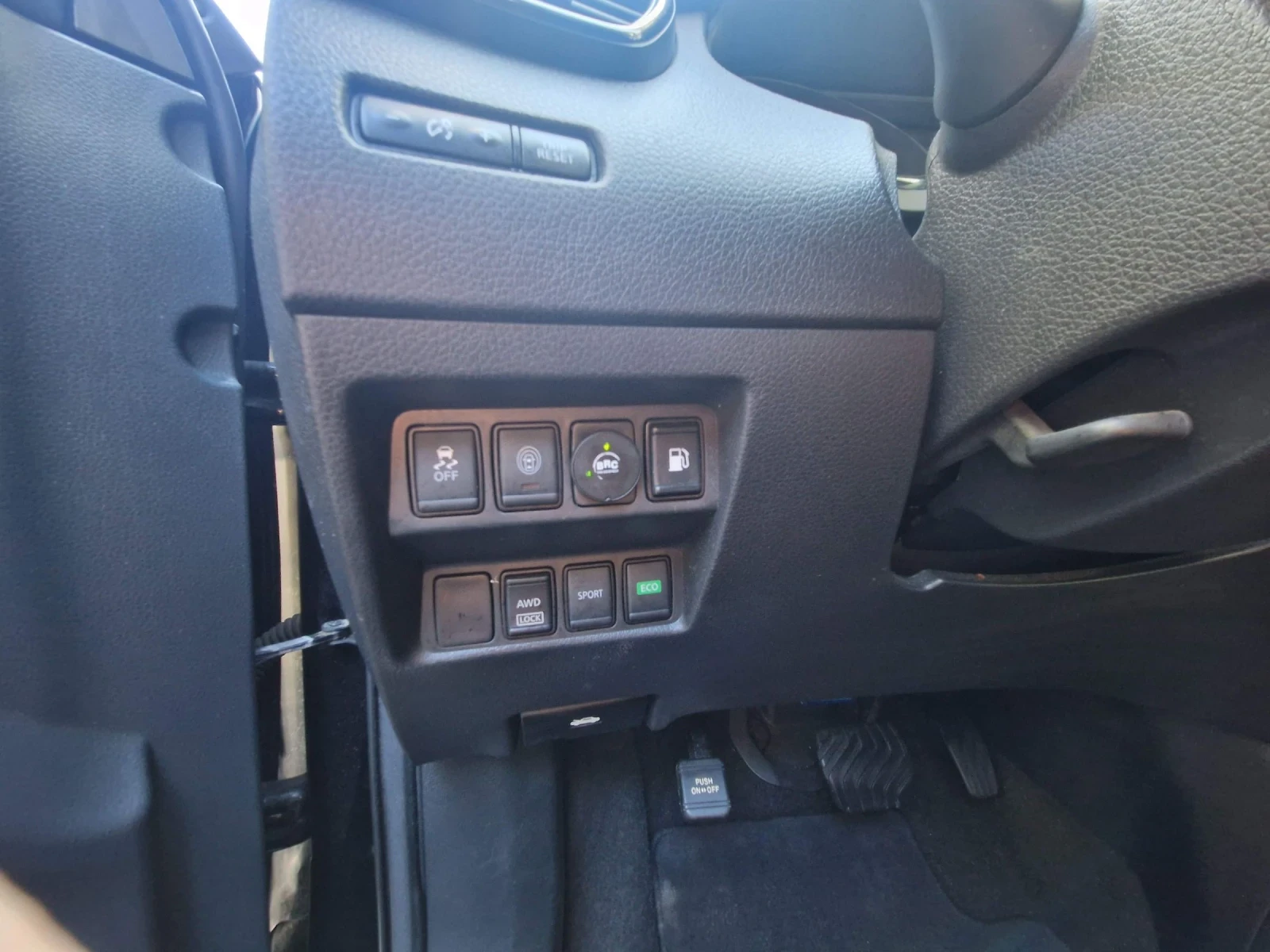 Nissan Rogue SV 4x4 газ - изображение 6