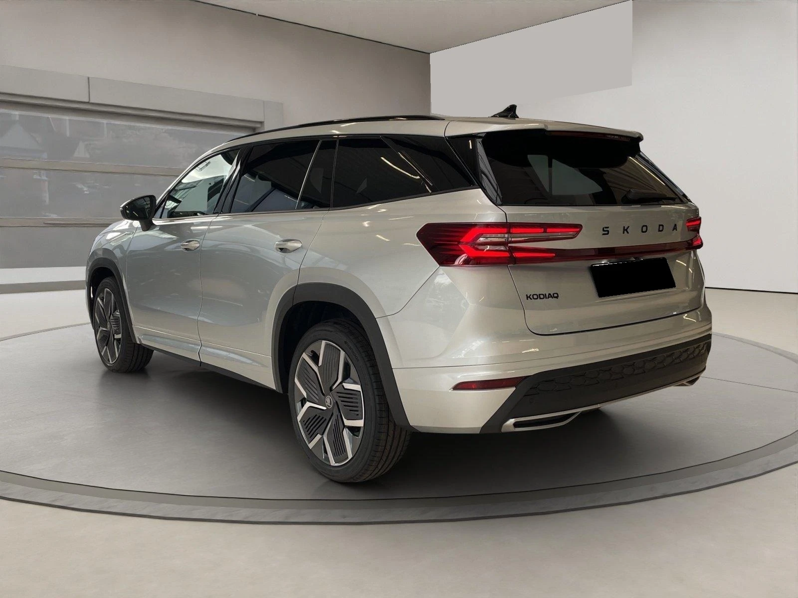 Skoda Kodiaq SPORT-LINE* CANTON* DISTR* MEMORY* KEYLESS*  - изображение 5