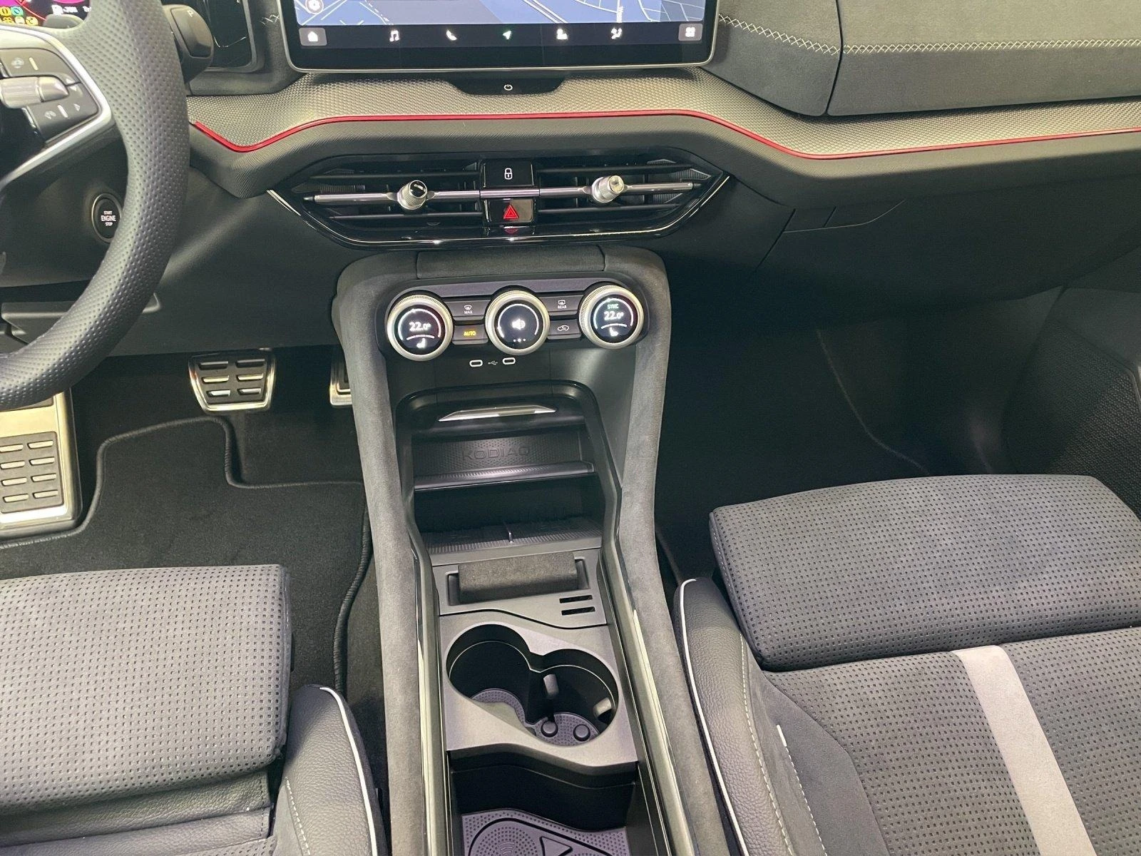 Skoda Kodiaq SPORT-LINE* CANTON* DISTR* MEMORY* KEYLESS*  - изображение 10