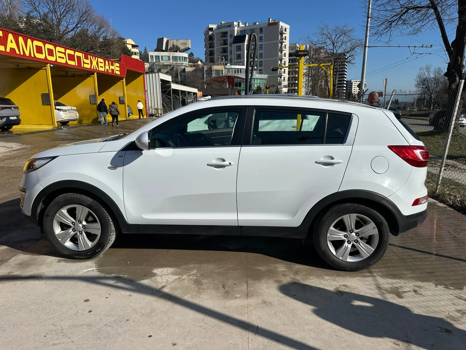 Kia Sportage, снимка 4 - Автомобили и джипове - 53718670