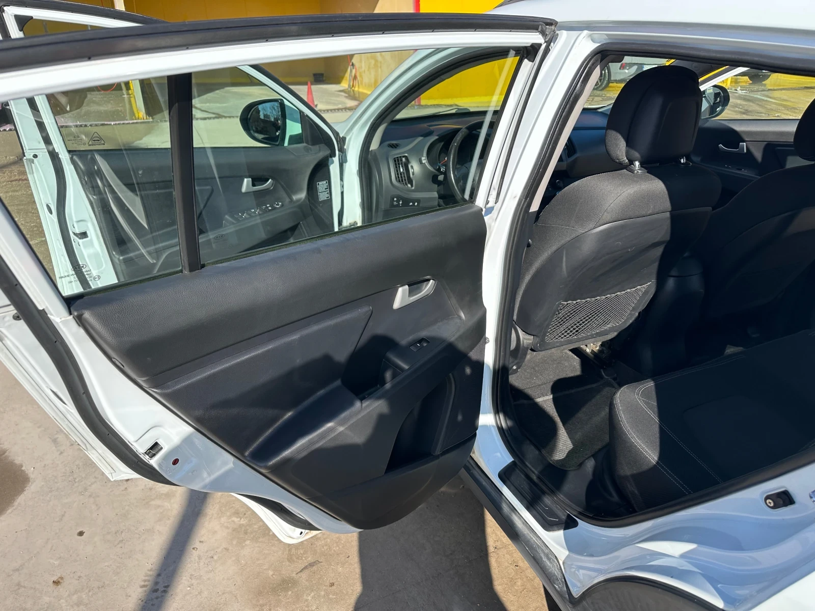 Kia Sportage, снимка 11 - Автомобили и джипове - 53718670