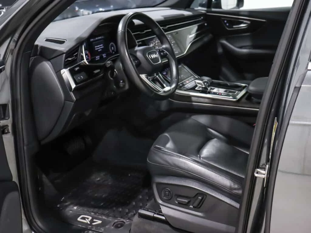 Audi Q7 * 45TFSI Quattro / Komfort Pkg / S Line / Navigati, снимка 13 - Автомобили и джипове - 53926005