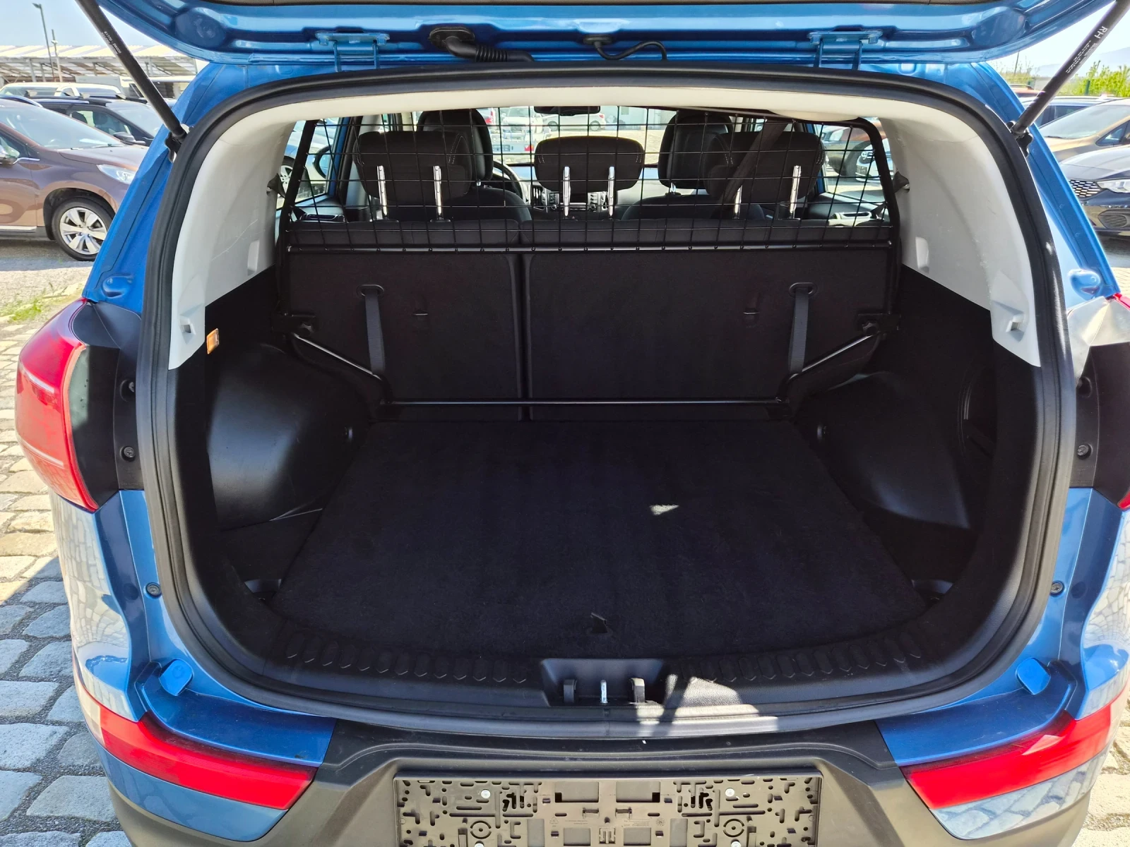 Kia Sportage 2.0D 136�� 4�4 ���� 5� | Mobile.bg � ����������� 9