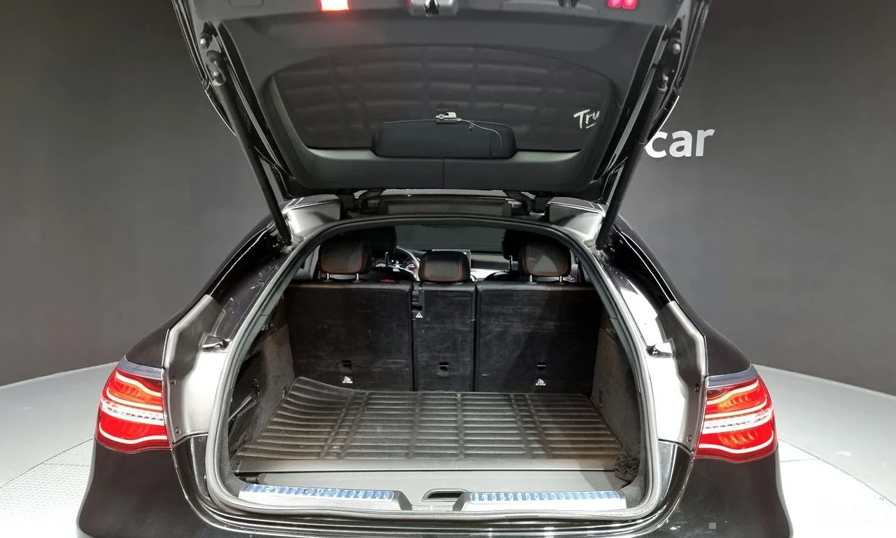 Mercedes-Benz GLC 43 AMG 4MATIC* COUPE* DISTRONIC* 360CAMERA* BURMESTER* , снимка 15 - Автомобили и джипове - 54578214