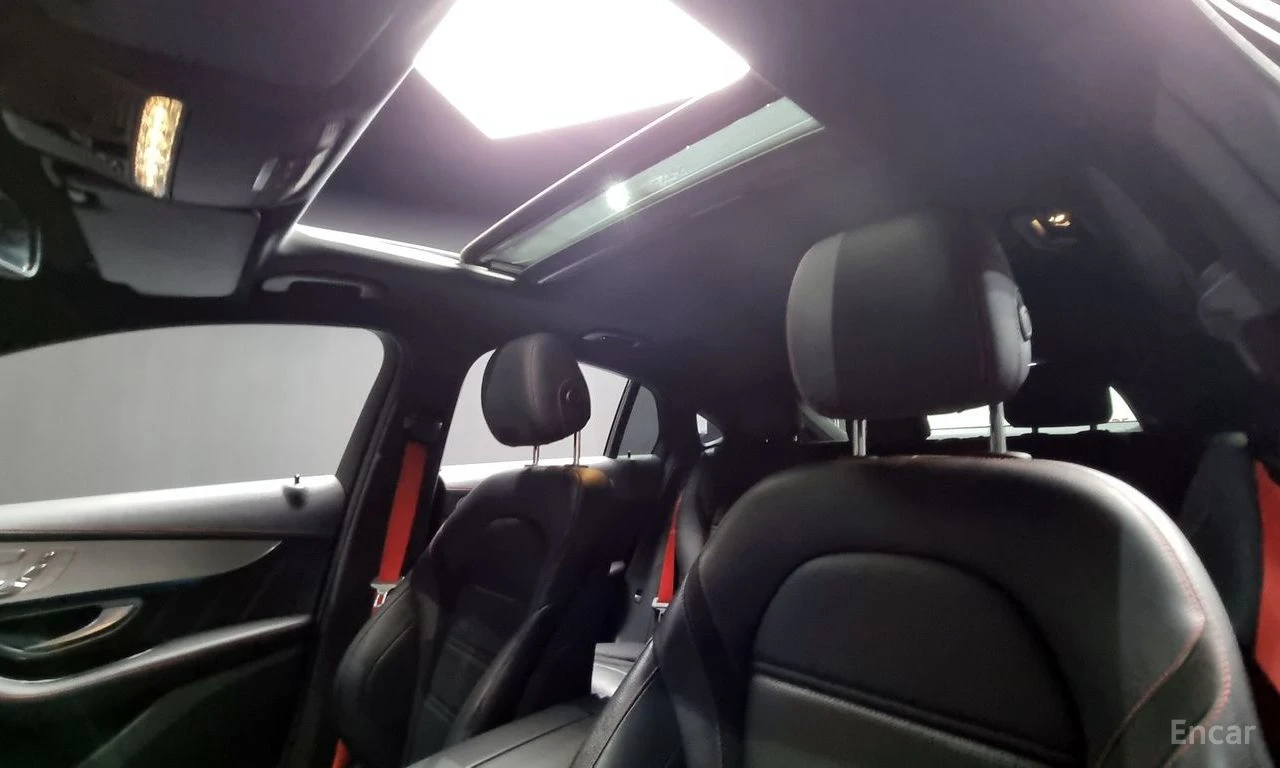 Mercedes-Benz GLC 43 AMG 4MATIC* COUPE* DISTRONIC* 360CAMERA* BURMESTER* , снимка 12 - Автомобили и джипове - 54578214