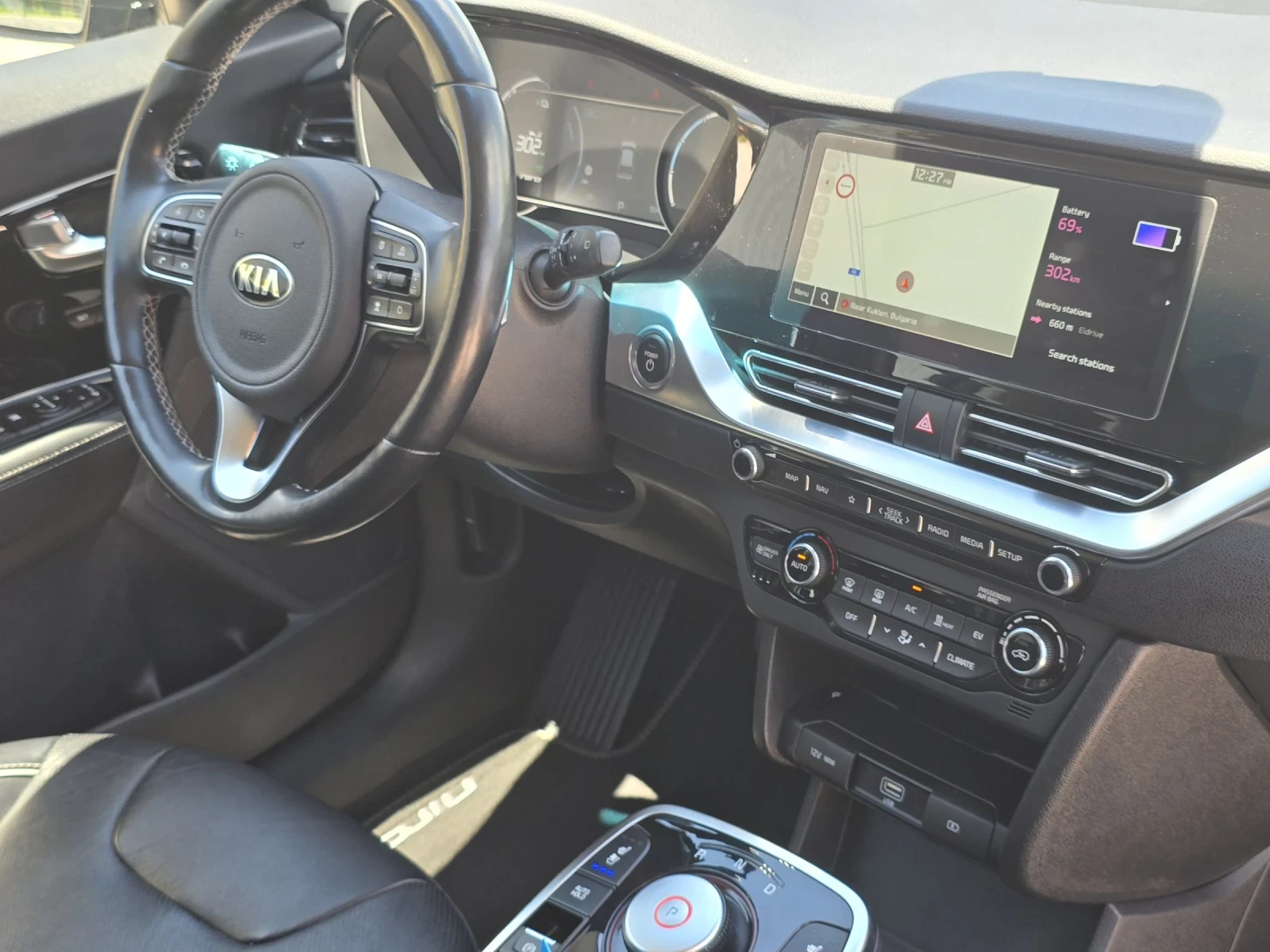 Kia Niro 64KW/PREMIUM/TERMOPOMPA, снимка 11 - Автомобили и джипове - 54900881