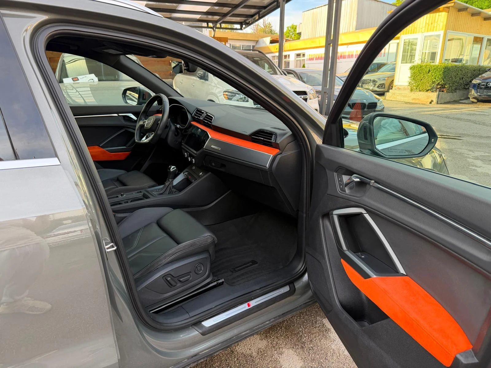 Audi Q3 45TFSI Technik Quattro S-Line, снимка 10 - Автомобили и джипове - 54956959