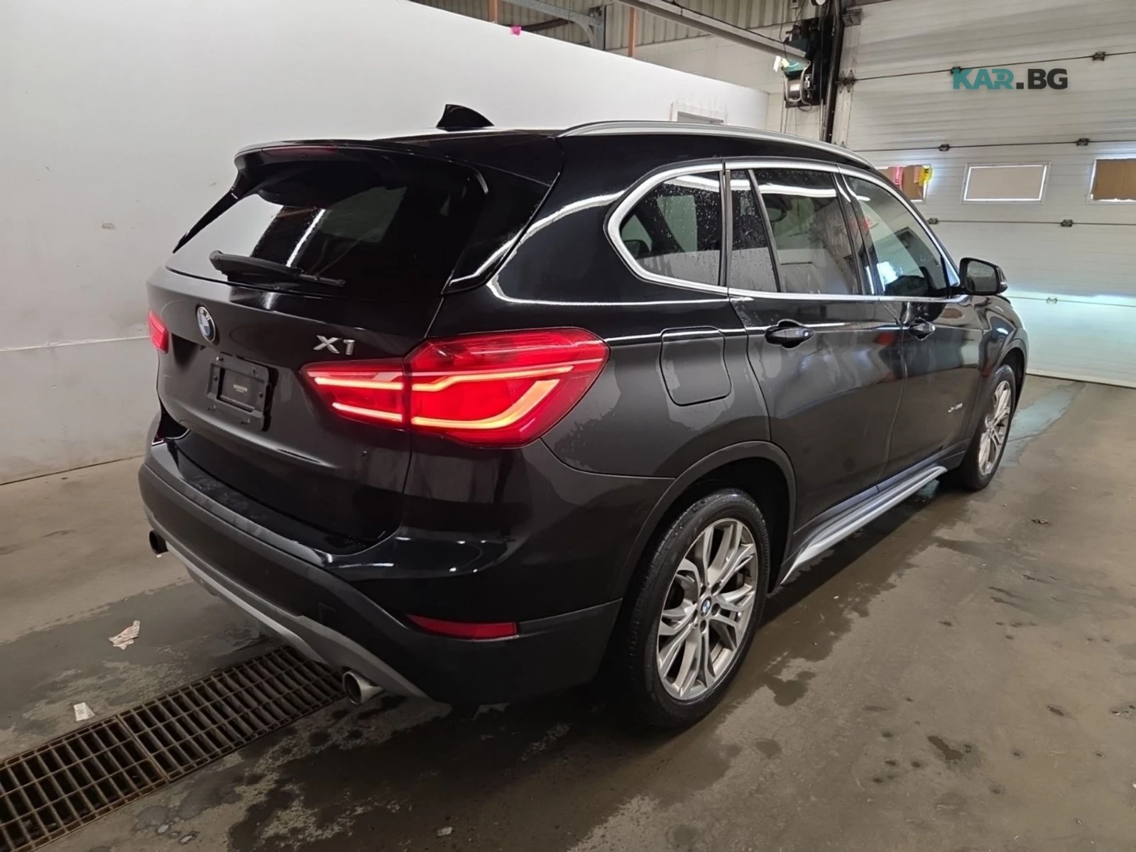 BMW X1 XDRIVE28I * АвтоКредит * (ЦЕНА ДО БГ), снимка 4 - Автомобили и джипове - 55095385