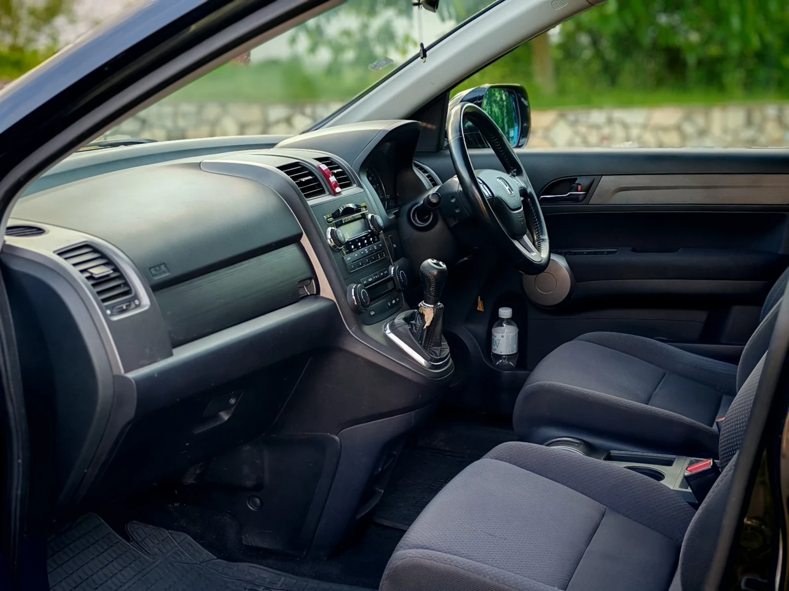 Honda Cr-v 2.2i-CDTi* 6-СКОРОСТИ* ДЕСЕН ВОЛАН* , снимка 11 - Автомобили и джипове - 55494555