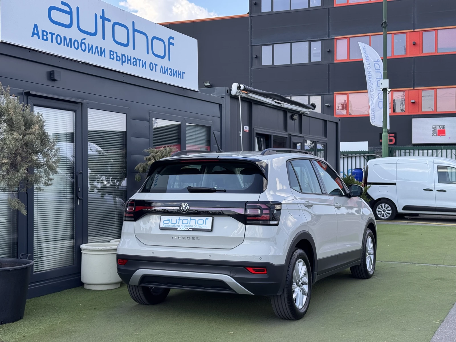 VW T-Cross LIFE+ /1.0TSI/110K.C./6MT, снимка 4 - Автомобили и джипове - 55629236