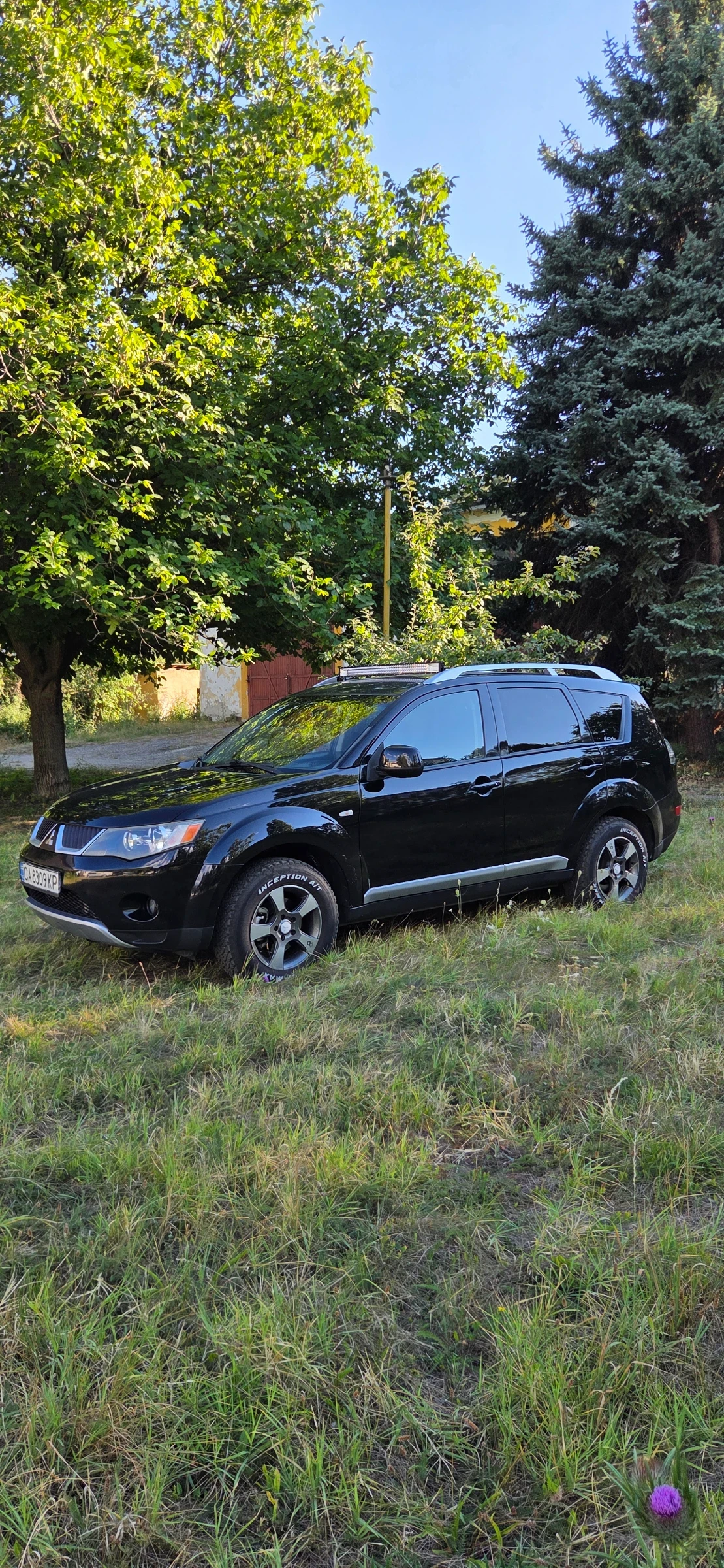 Mitsubishi Outlander, снимка 2 - Автомобили и джипове - 55842957