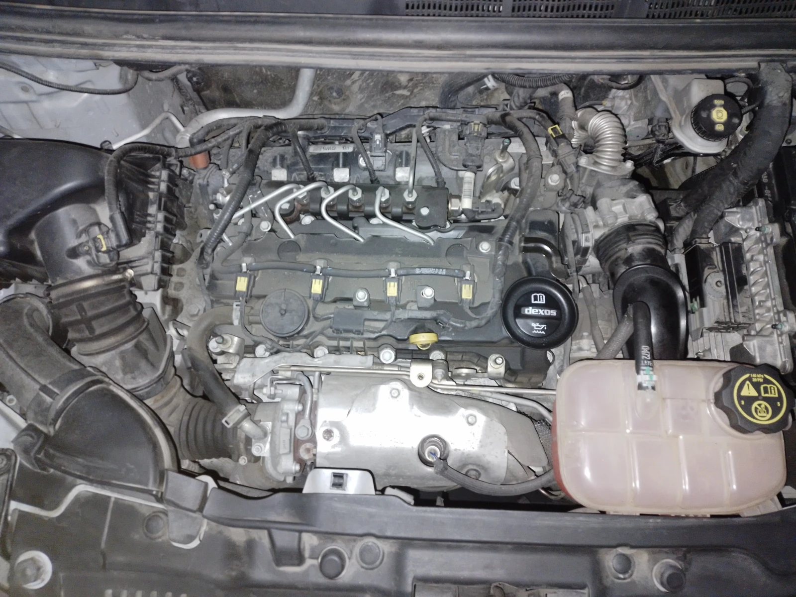 Opel Mokka 1.6 CDTI 4x4, снимка 10 - Автомобили и джипове - 56005891