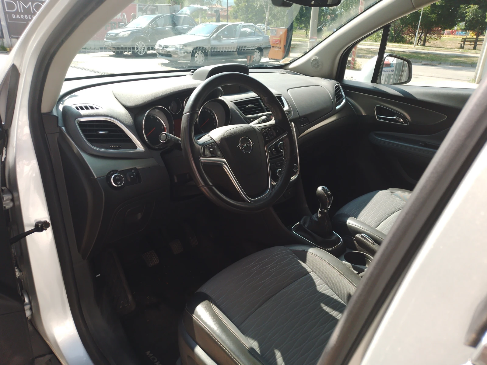 Opel Mokka 1.6 CDTI 4x4, снимка 12 - Автомобили и джипове - 56005891