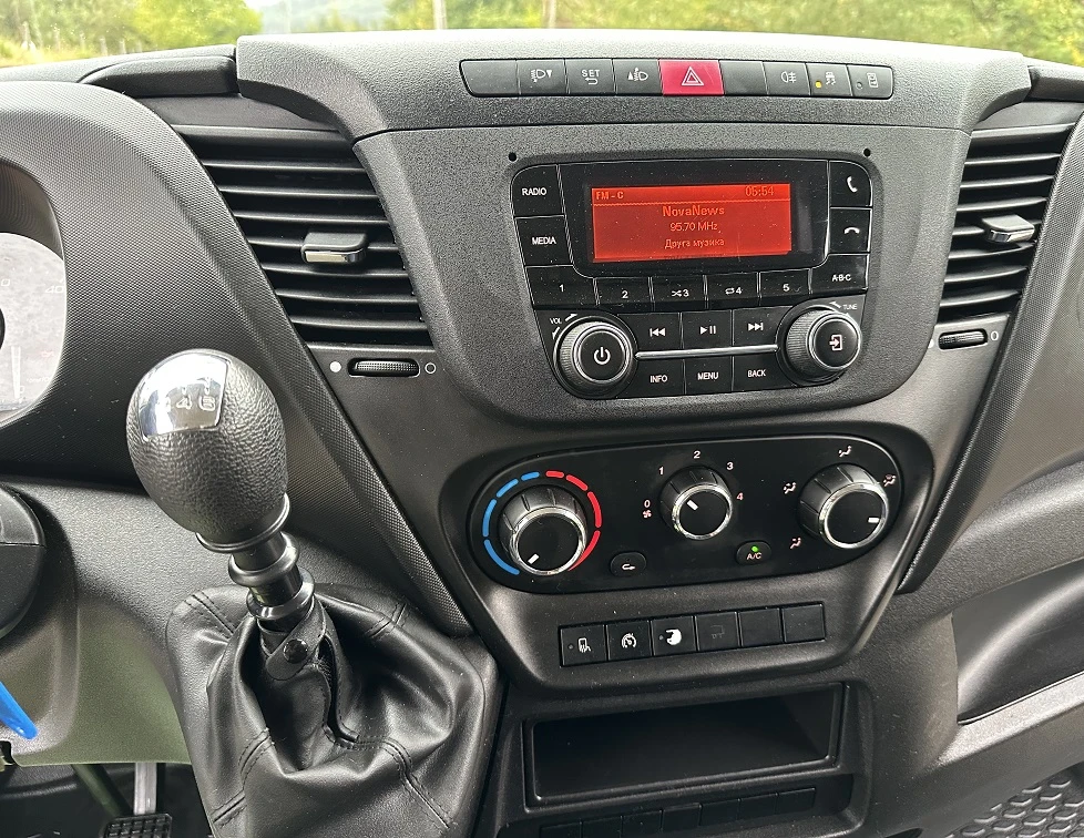 Iveco Daily 35S18* * * 4.10  | Mobile.bg   11