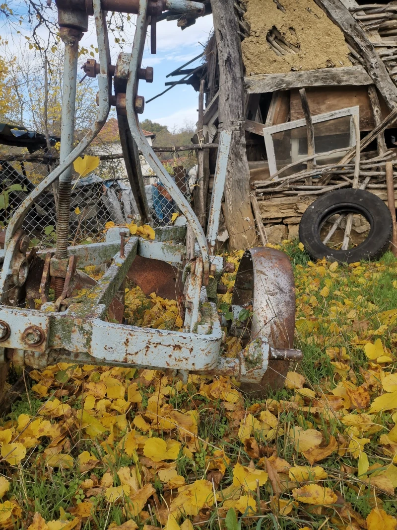 Плуг Друга марка, снимка 6 - Селскостопанска техника - 52587352