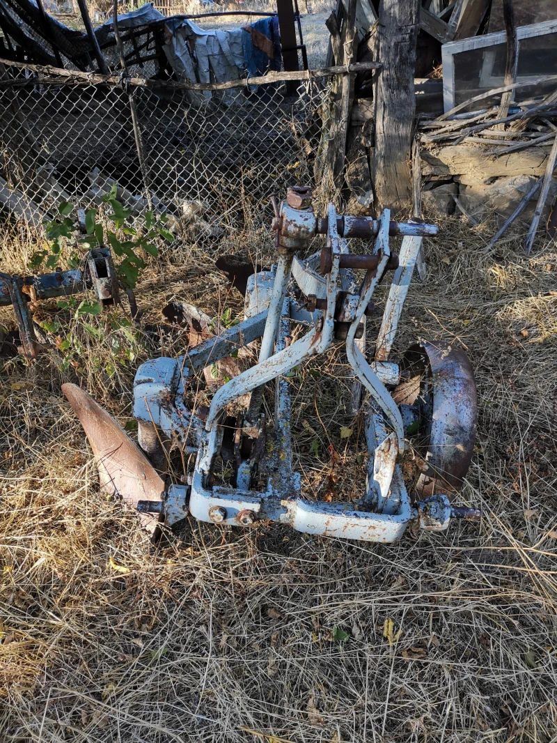 Плуг Друга марка, снимка 2 - Селскостопанска техника - 52587352