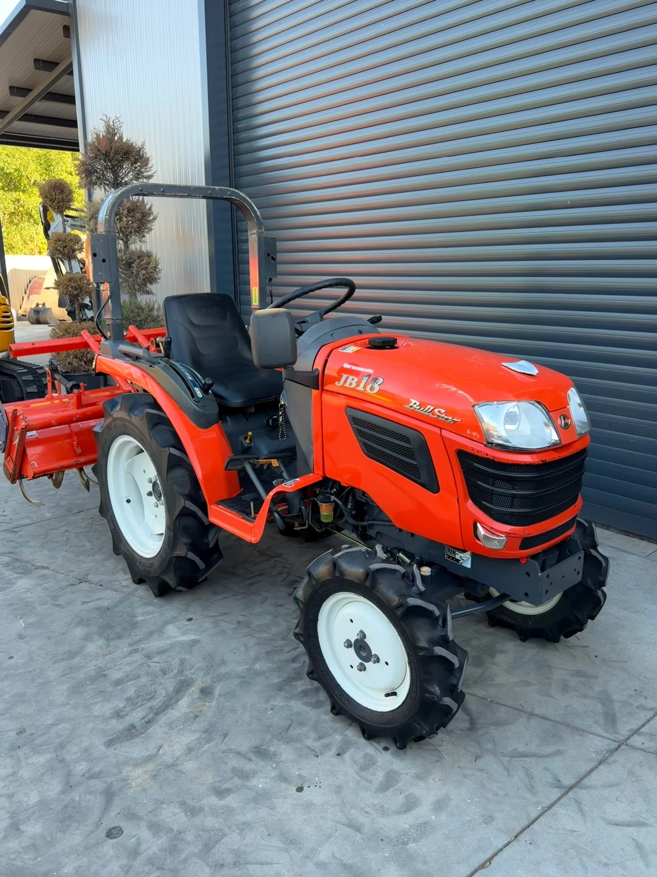 Трактор Kubota JB18 18кс.