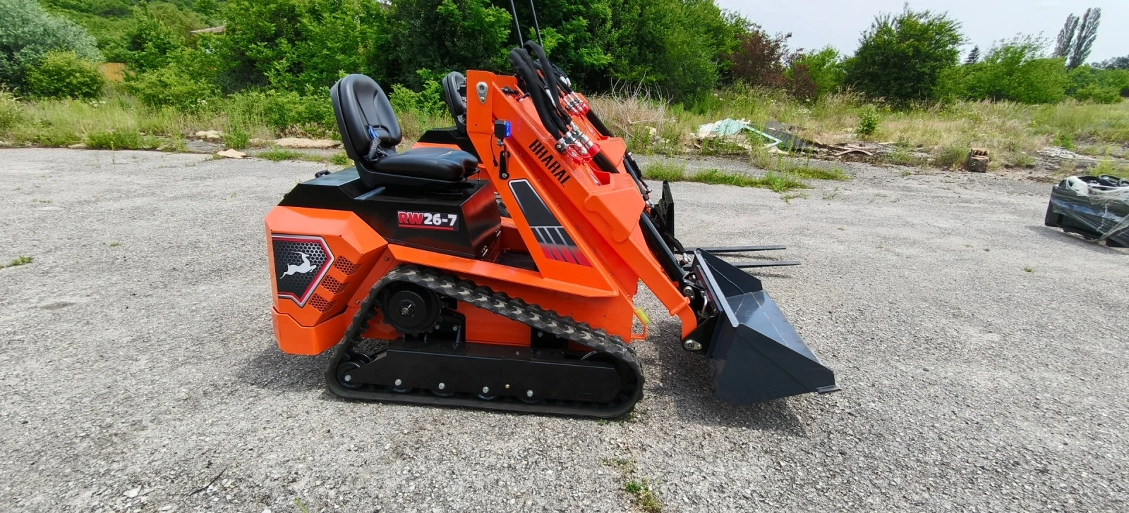 Мини челни товарачи Друга Bharal RW26-7 Чисто Нова машина , снимка 1