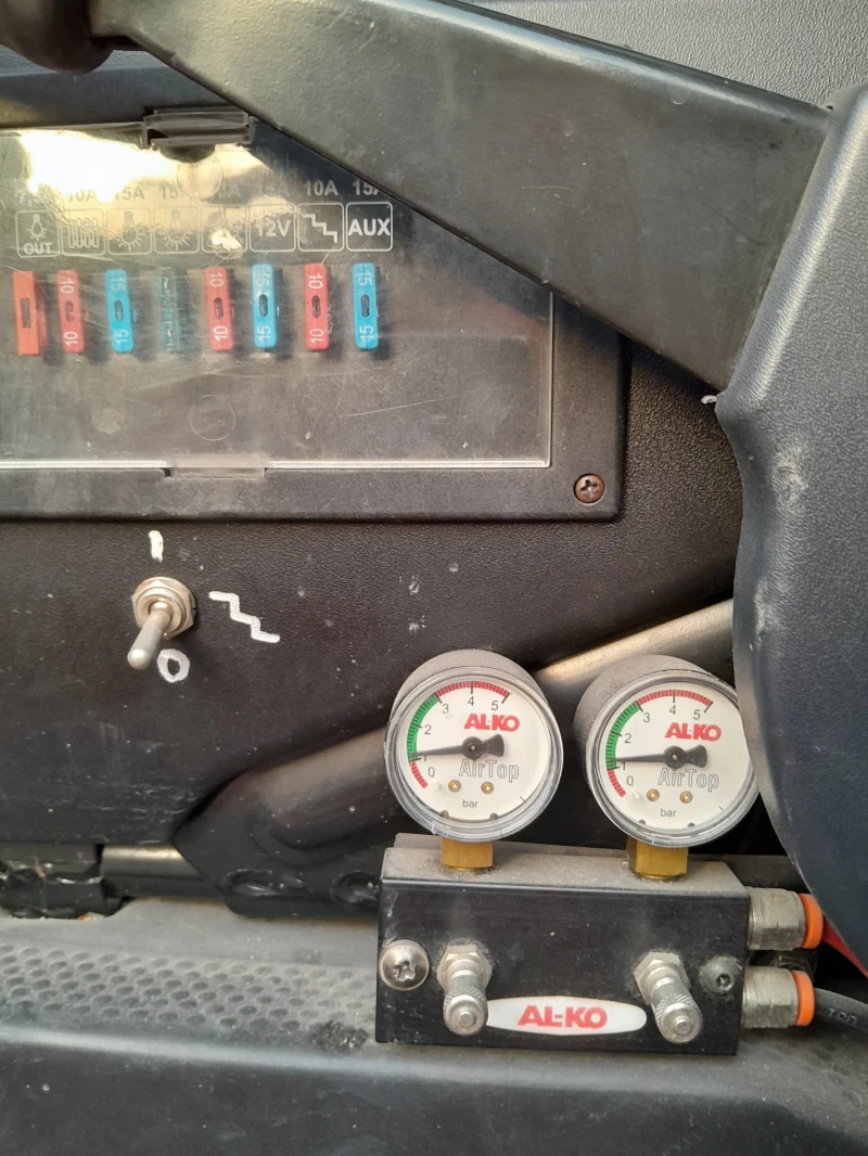 Кемпер Laika Fiat ducato , снимка 6 - Каравани и кемпери - 52579416