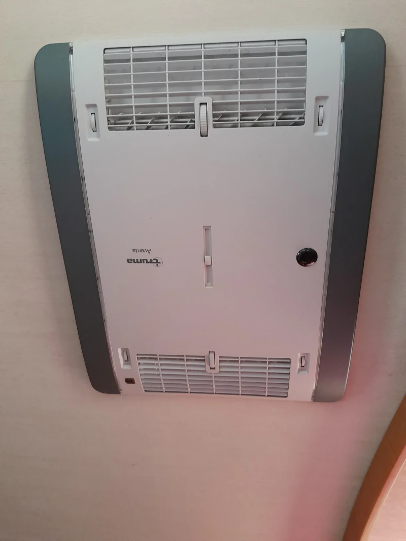 Кемпер Laika Fiat ducato , снимка 5 - Каравани и кемпери - 52579416