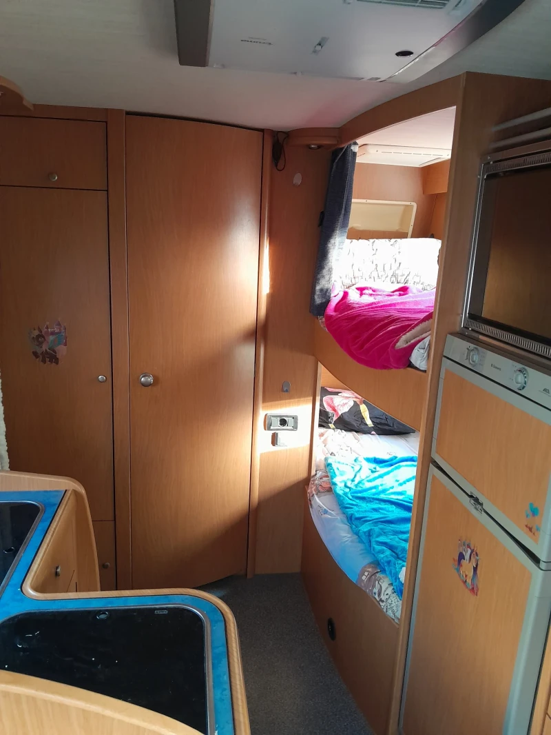 Кемпер Laika Fiat ducato , снимка 4 - Каравани и кемпери - 52579416