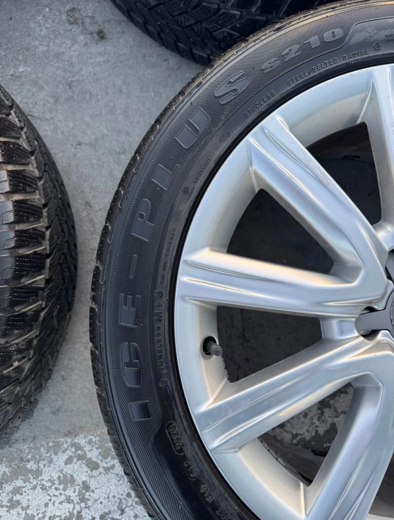 Гуми с джанти Goodyear 245/45R18, снимка 7 - Гуми и джанти - 56180583