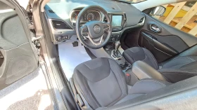 Jeep Cherokee 4X4 РЕАЛ КМ ИЗКЛЮЧИТЕЛНО СЕРВИЗ КНИЖК ОБСЛУЖН НАВИ, снимка 6