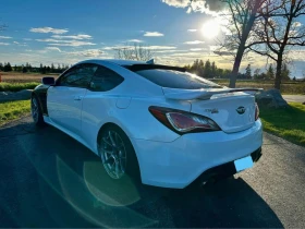 Hyundai Genesis Coupe 3.8 R-Spec * Carbon * АвтоКредит* ЦЕНА ДО БГ, снимка 7