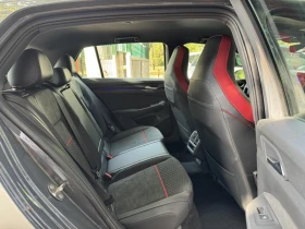 VW Golf GTI/ LED/ DISTR/ CARPLAY, снимка 14