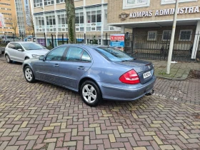 Mercedes-Benz E 320 3.2 BENZiN 4MATIC AVANGARD, снимка 8