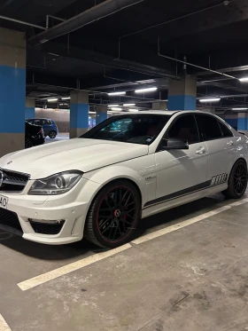 Mercedes-Benz C 63 AMG, снимка 2