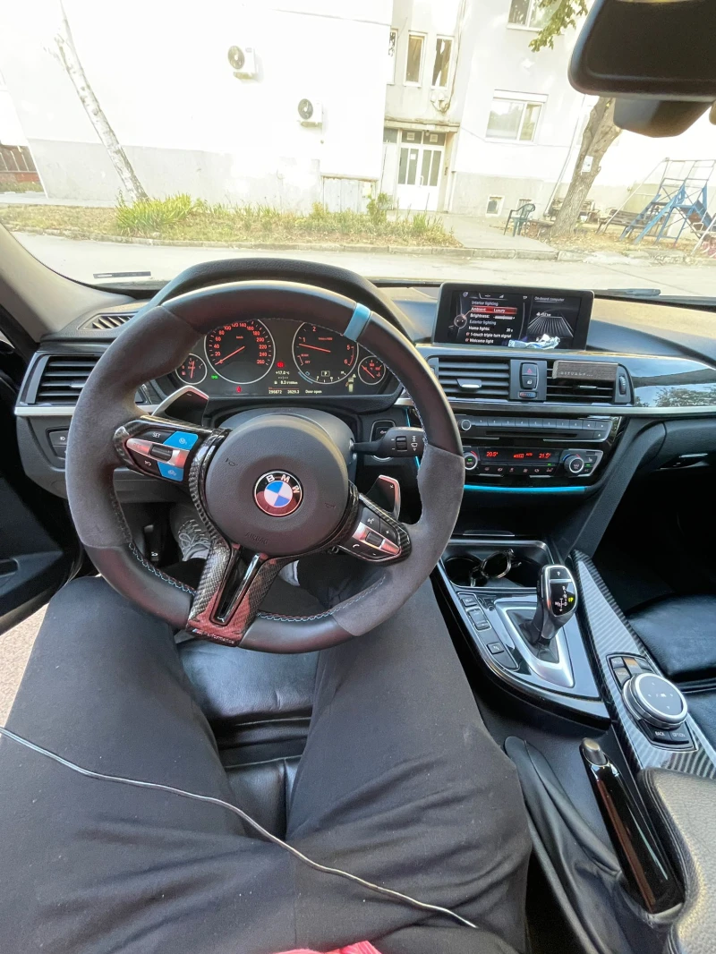 BMW 330 xDrive, снимка 7 - Автомобили и джипове - 47347834