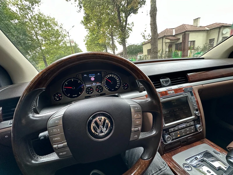 VW Phaeton Final Edition 4x4, снимка 13 - Автомобили и джипове - 47413560