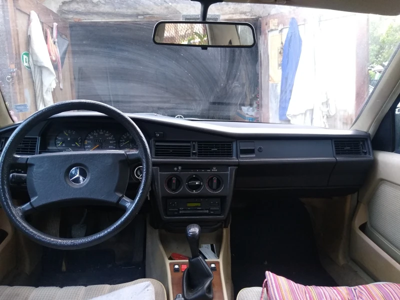 Mercedes-Benz 190, снимка 5 - Автомобили и джипове - 48306267