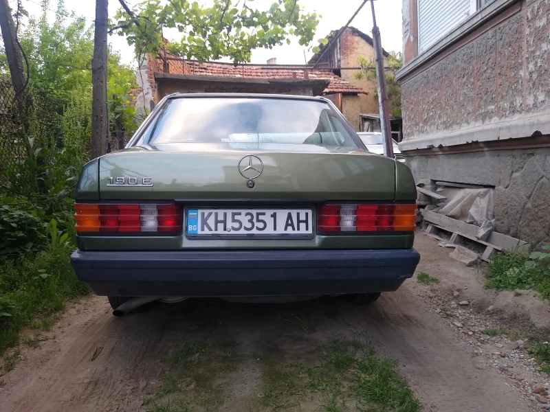 Mercedes-Benz 190, снимка 2 - Автомобили и джипове - 48306267