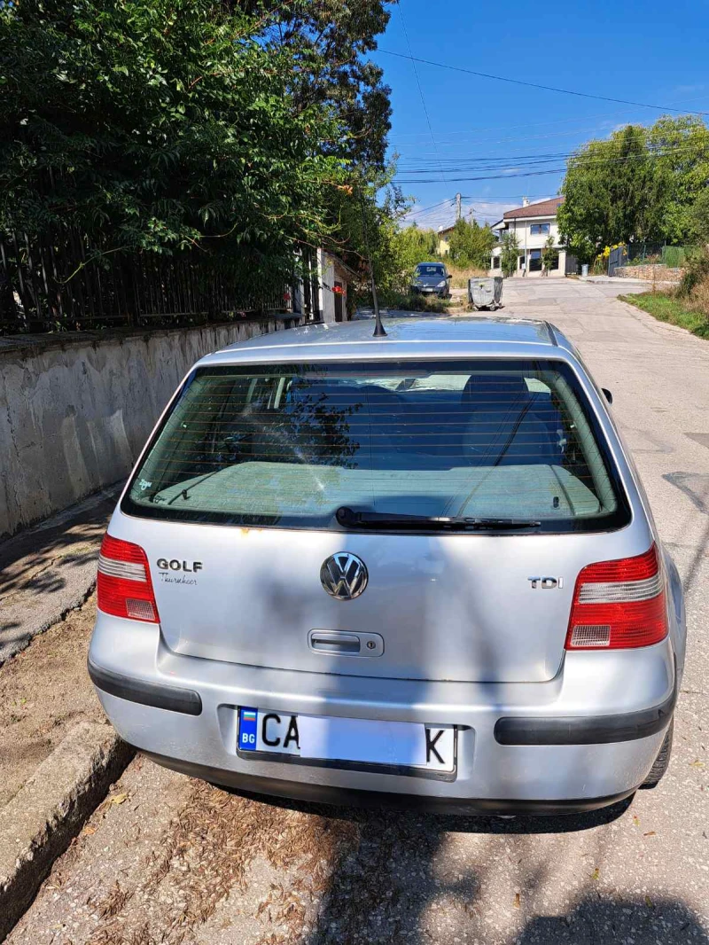 VW Golf 1.9 TDI, снимка 2 - Автомобили и джипове - 48027177