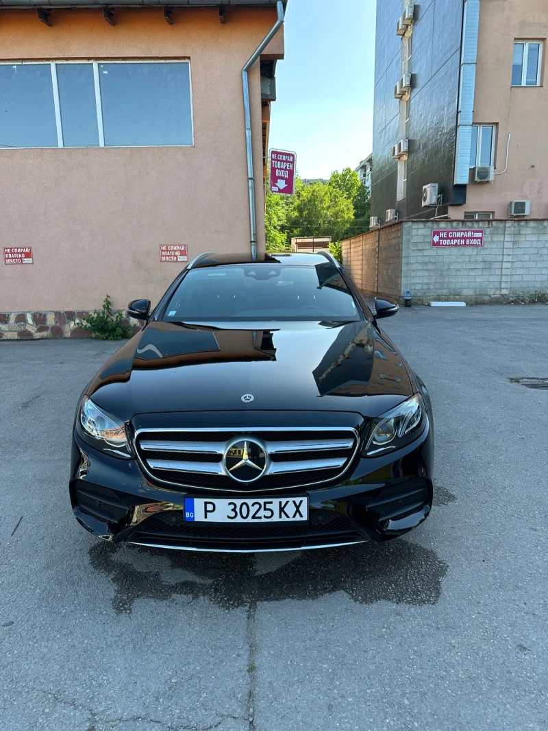 Mercedes-Benz E 220 AMG Premium , снимка 1 - Автомобили и джипове - 48172612