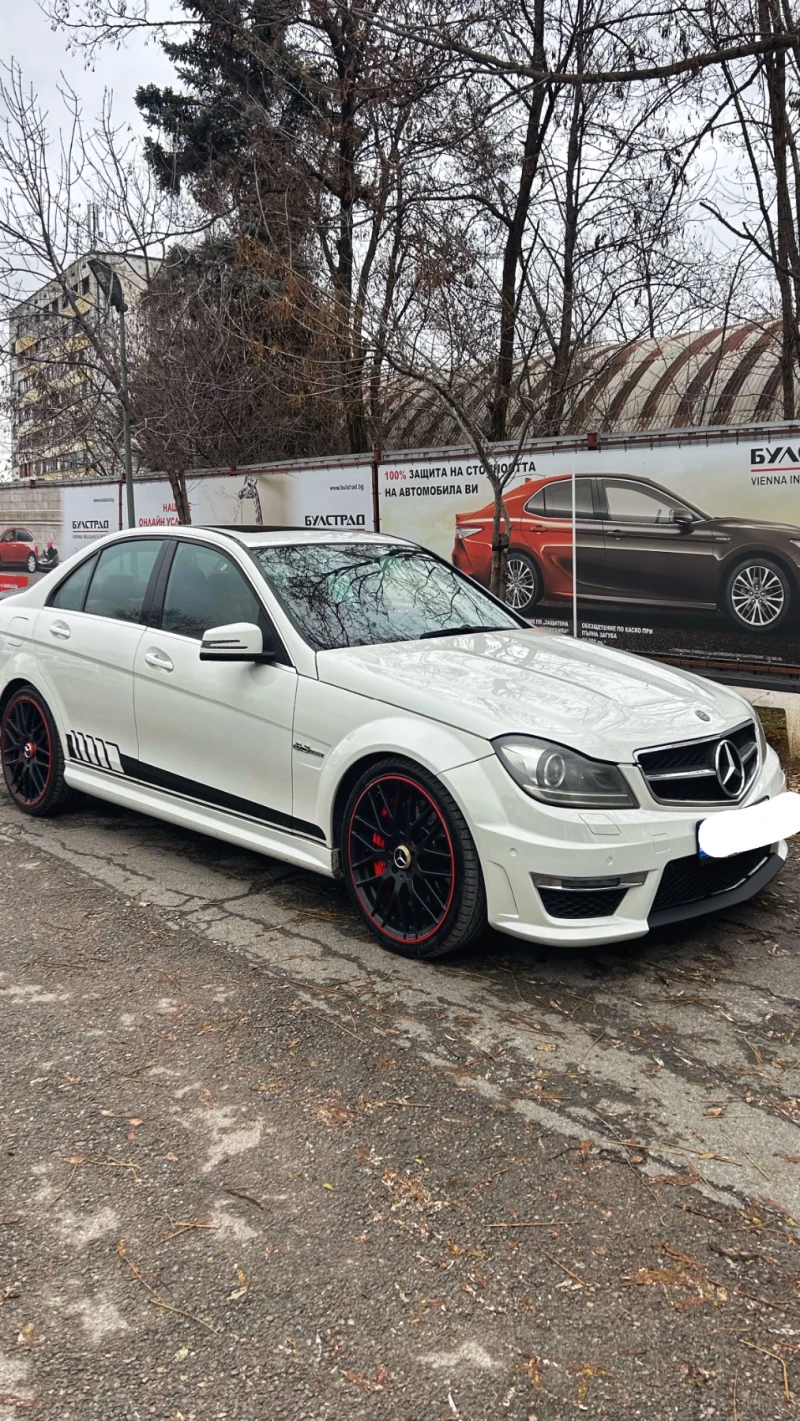 Mercedes-Benz C 63 AMG, снимка 5 - Автомобили и джипове - 48889560