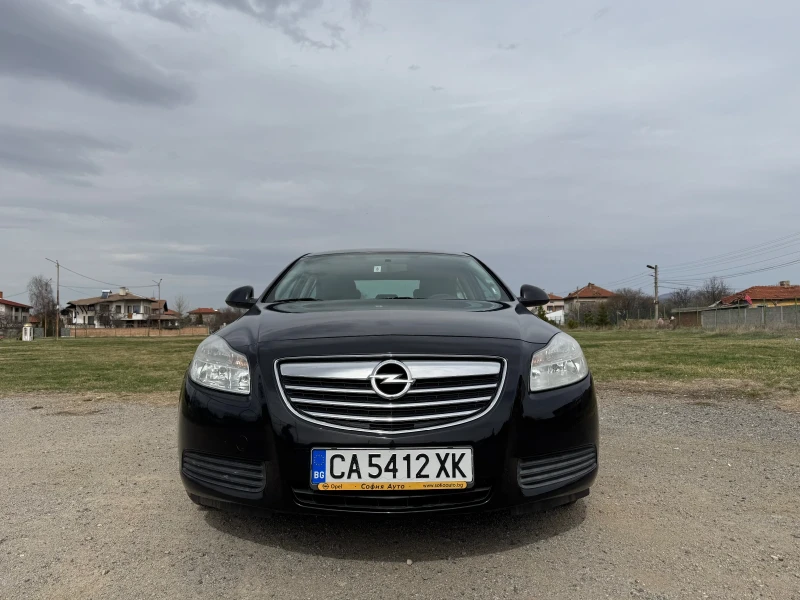 Opel Insignia 1.8, снимка 1 - Автомобили и джипове - 49508849