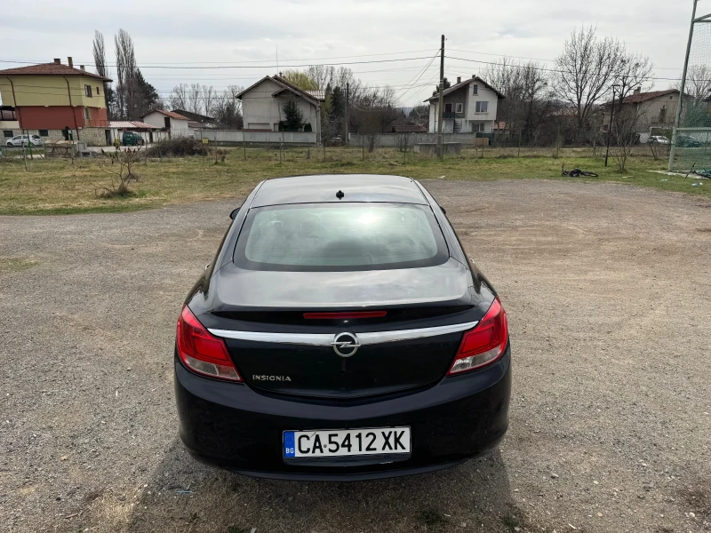 Opel Insignia 1.8, снимка 5 - Автомобили и джипове - 49508849