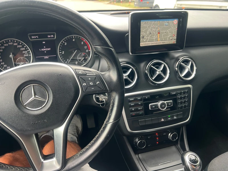 Mercedes-Benz A 180 Sport, снимка 6 - Автомобили и джипове - 52615546