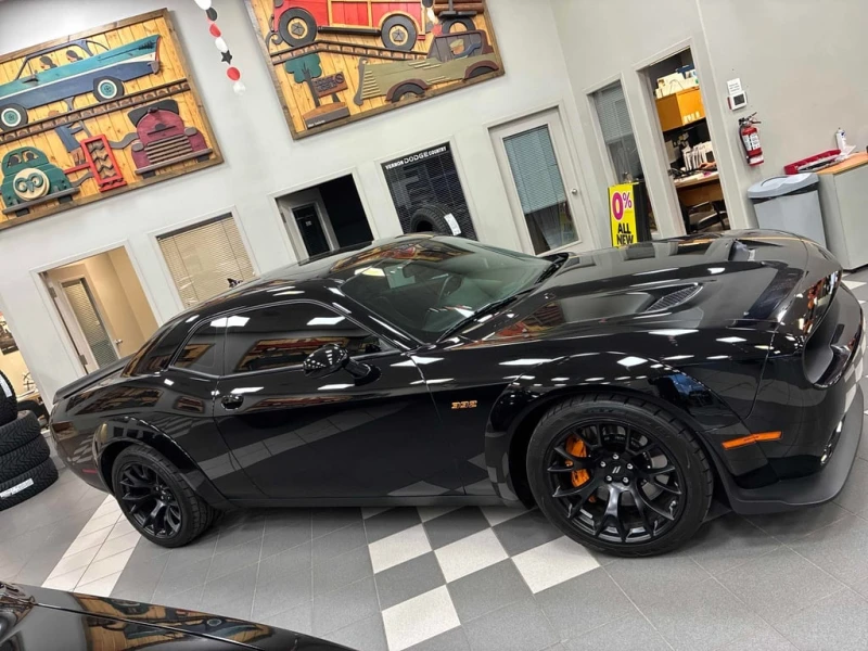 Dodge Challenger * SCAT PACK 392 WIDEBODY * CARFAX * БЕЗ ПЪРВОНАЧАЛ, снимка 4 - Автомобили и джипове - 53058645