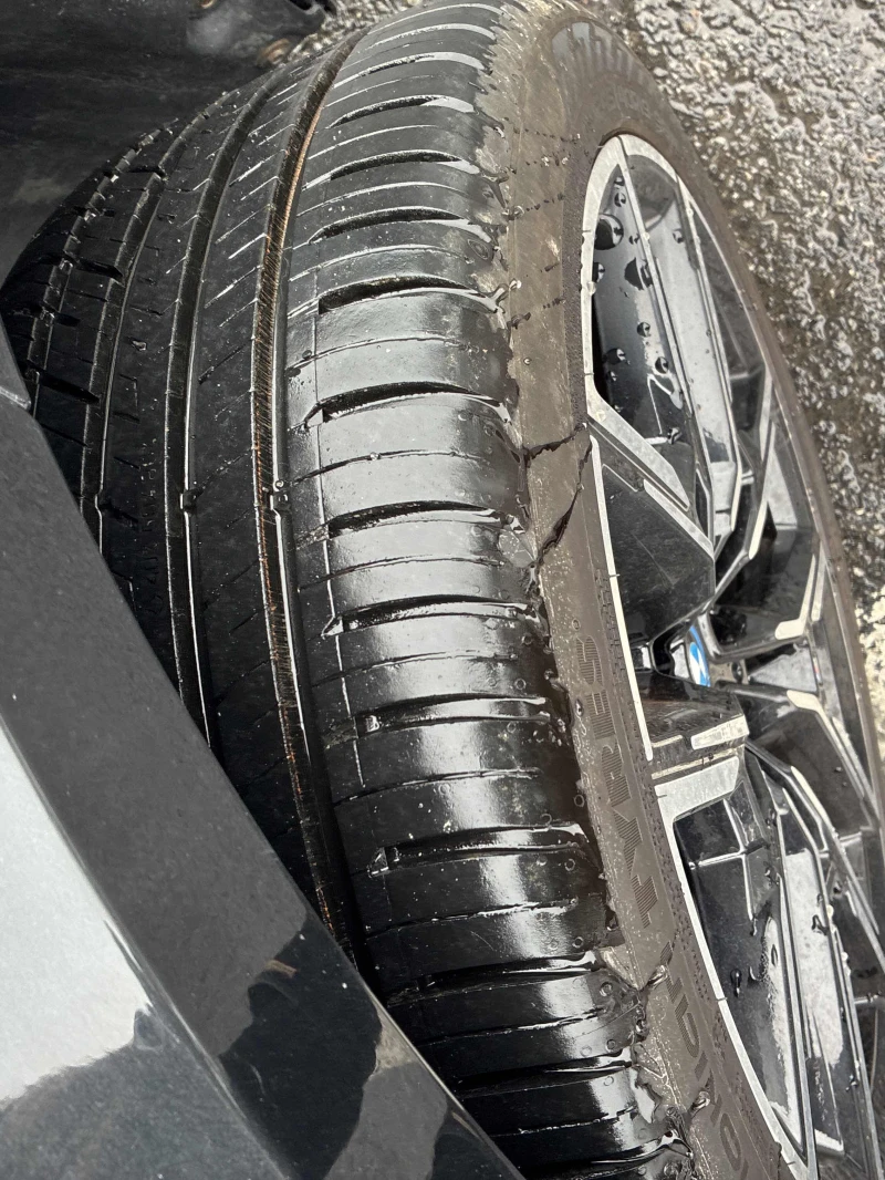 BMW i4 eDrive40 * CARFAX* ОПЦИЯ ЗА ФИНАНСИРАНЕ* , снимка 10 - Автомобили и джипове - 53110953