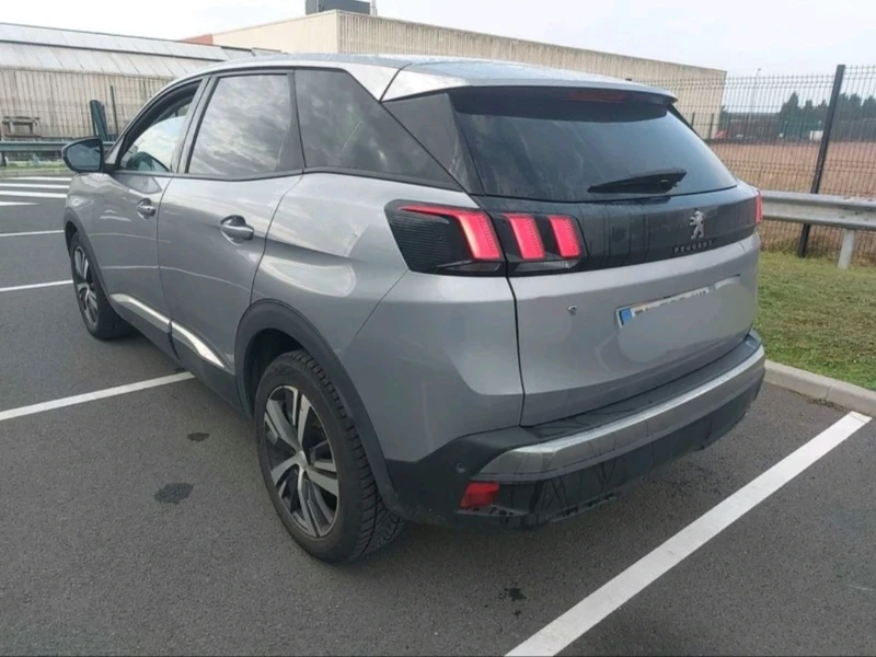 Peugeot 3008 1.5 HDI Allure EAT8, снимка 3 - Автомобили и джипове - 53381108