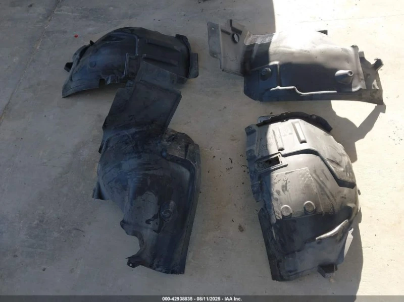 Mercedes-Benz E 300 2l, снимка 12 - Автомобили и джипове - 53577244