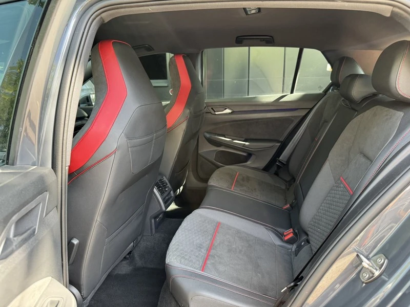 VW Golf GTI/ LED/ DISTR/ CARPLAY, снимка 15 - Автомобили и джипове - 55890424