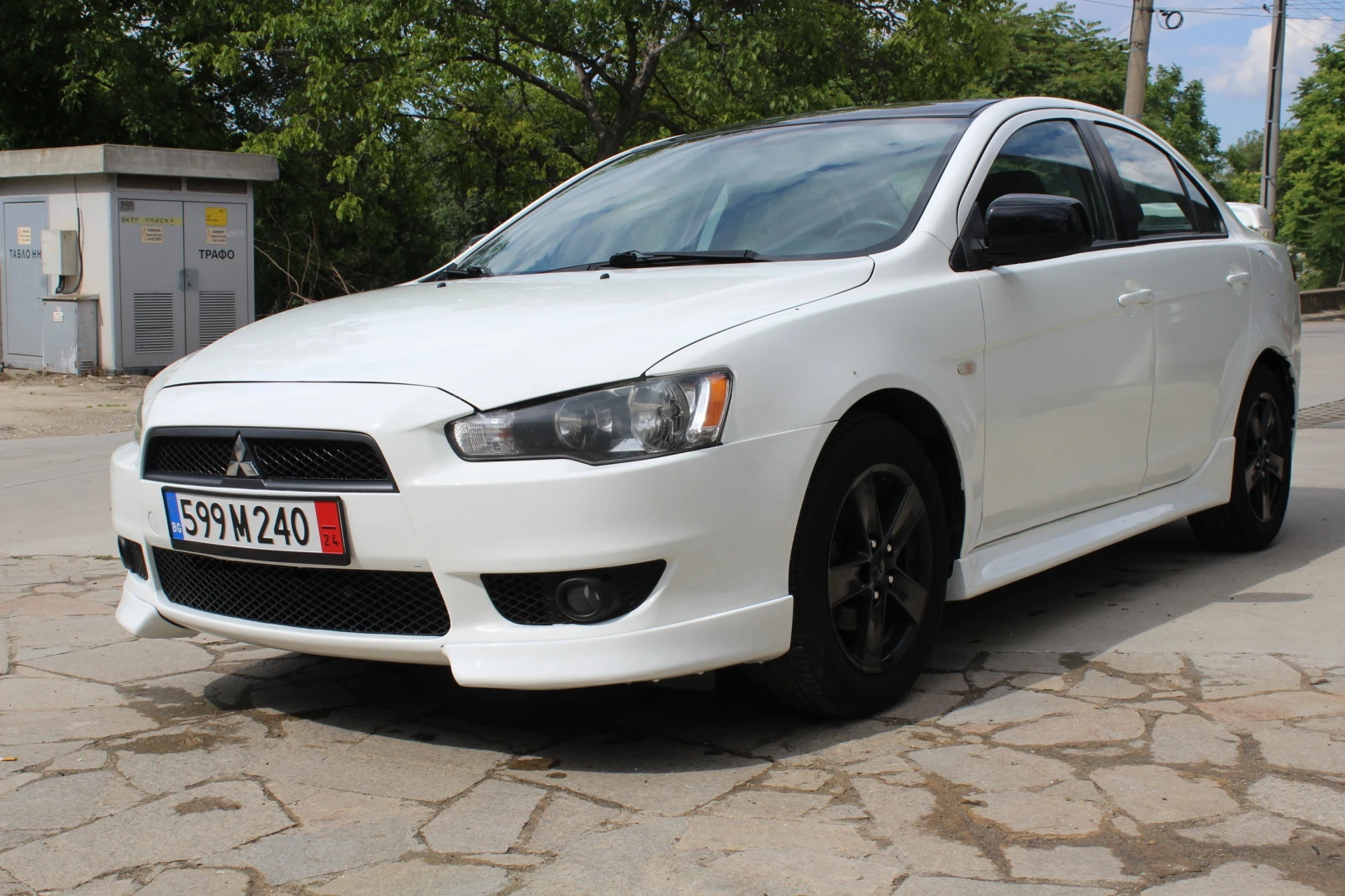 Mitsubishi Lancer 2.0 - изображение 2