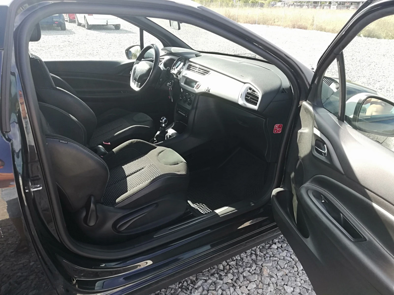Citroen DS3 1.4i klima Italia | Mobile.bg — изображение 12