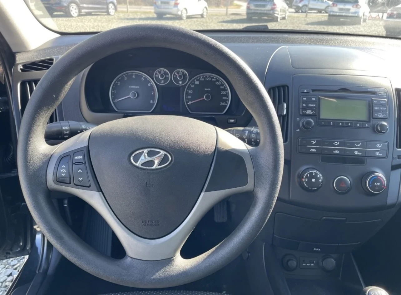 Hyundai I30 1.4i-LPG - изображение 8