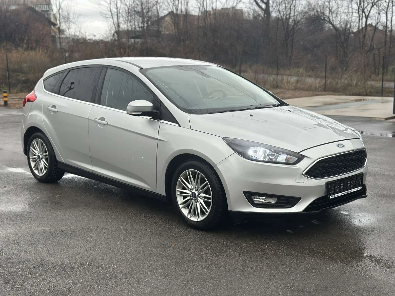 Ford Focus 1.0i Ecoboost* НОВ * 34хил.км*  - изображение 9